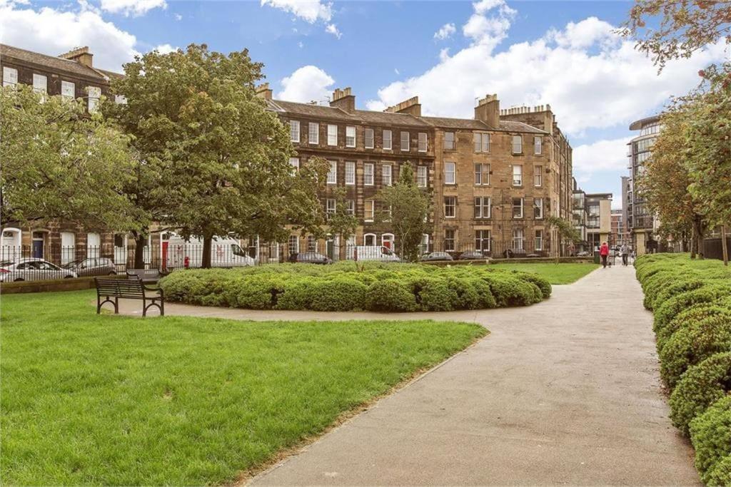 1 Bedrooms Flat In Central Edinburgh Haymarket, Heart Of Edinburgh Flat Sleeps 4 , Eksteriør billede
