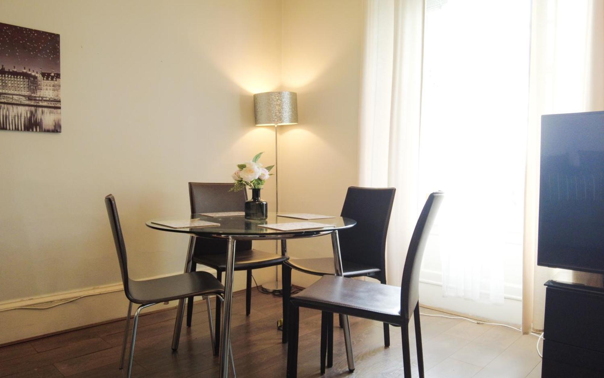 1 Bedrooms Flat In Central Edinburgh Haymarket, Heart Of Edinburgh Flat Sleeps 4 , Eksteriør billede